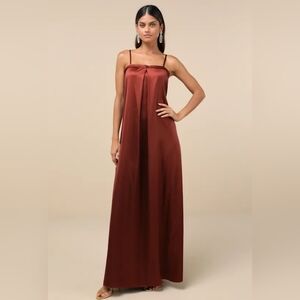 NWOT Lulu's Rust Red Satin Pleated Sleeveless Maxi Dress M=6/8